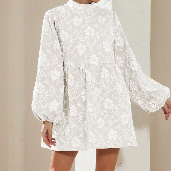 White Elegant Women's Textured Floral Lantern Sleeve A-Line Mini Skirt - Picture 4 of 6